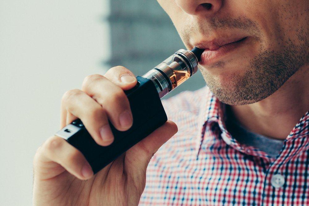 Apa yang Akan Terjadi pada Tubuh Orang yang Vape? Kamu Harus Tau!